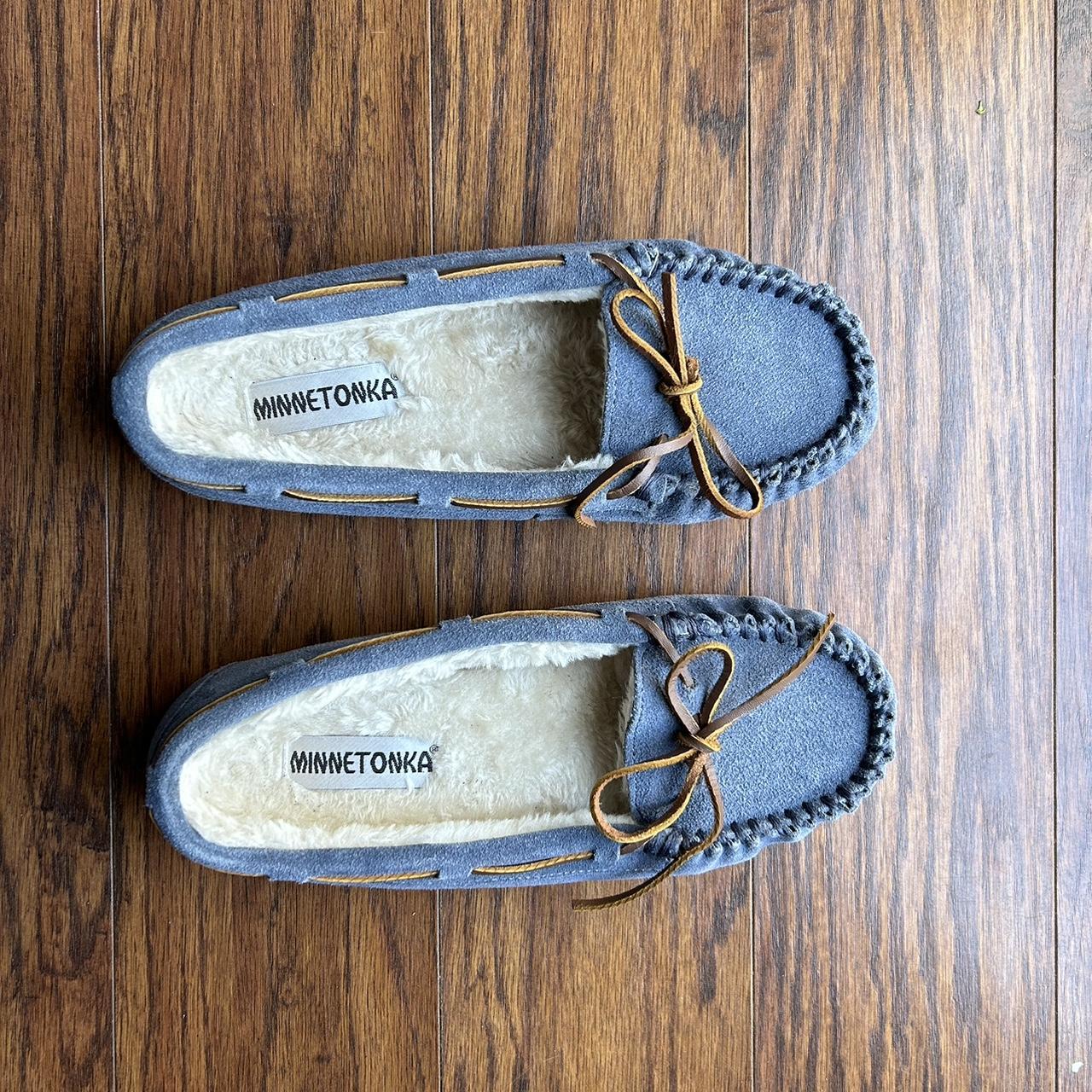 Blue hot sale minnetonka moccasins