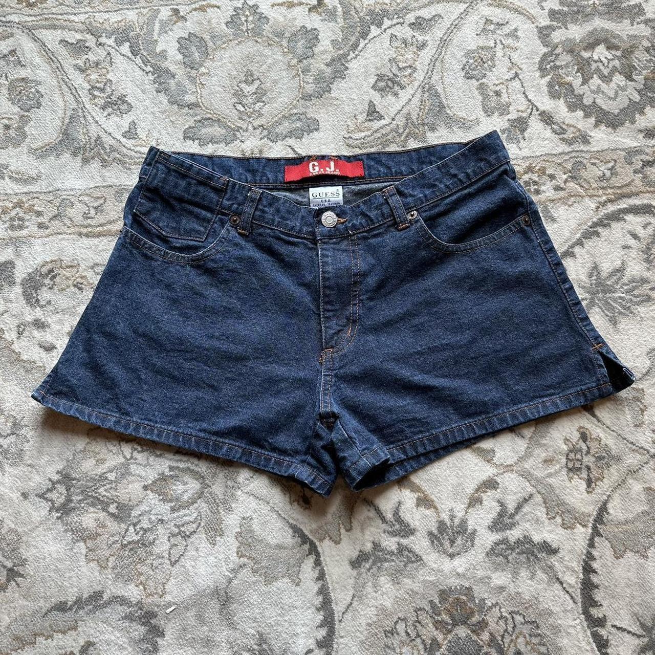 item listed by casstle