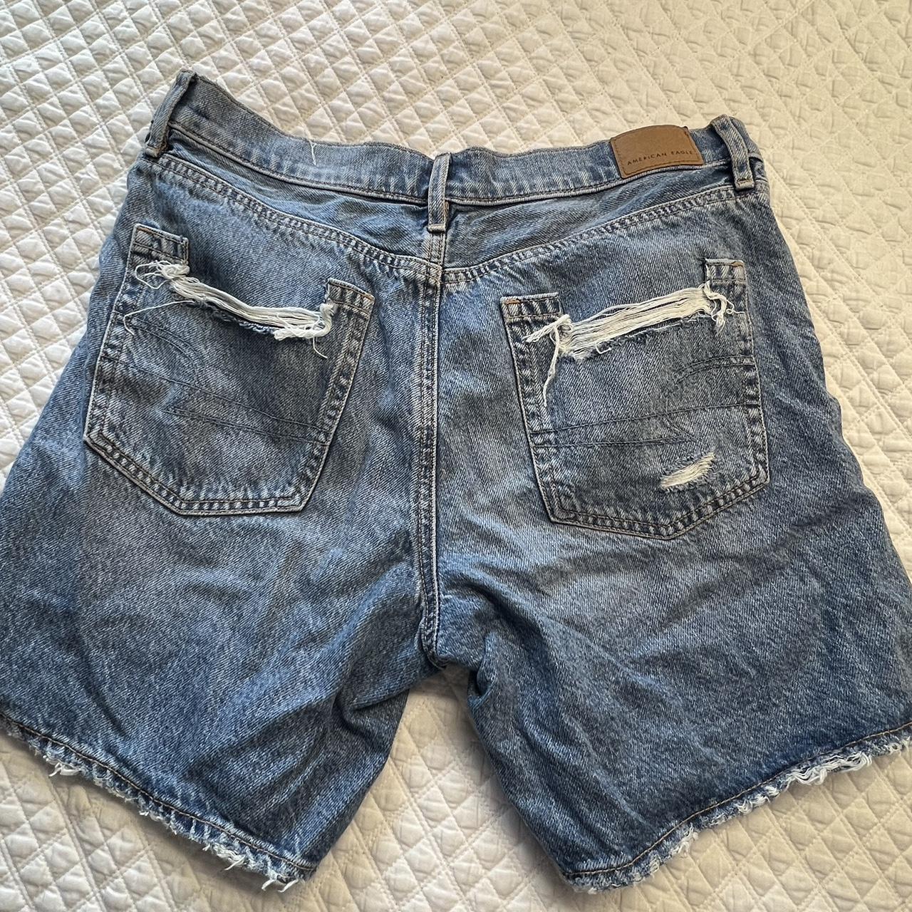 American Eagle distressed shorts! The best shorts... - Depop