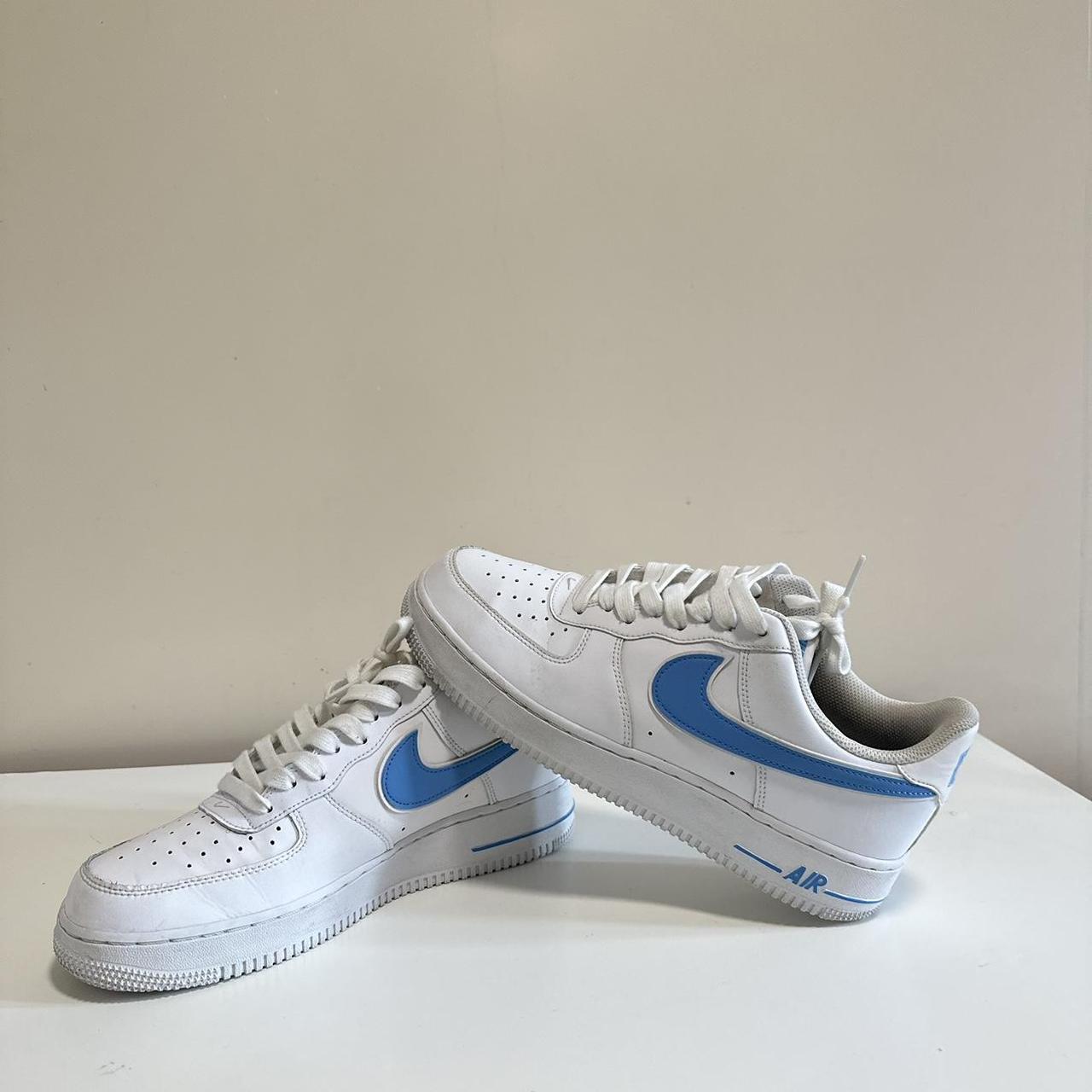 White Nike air forces with blue tick Used but still