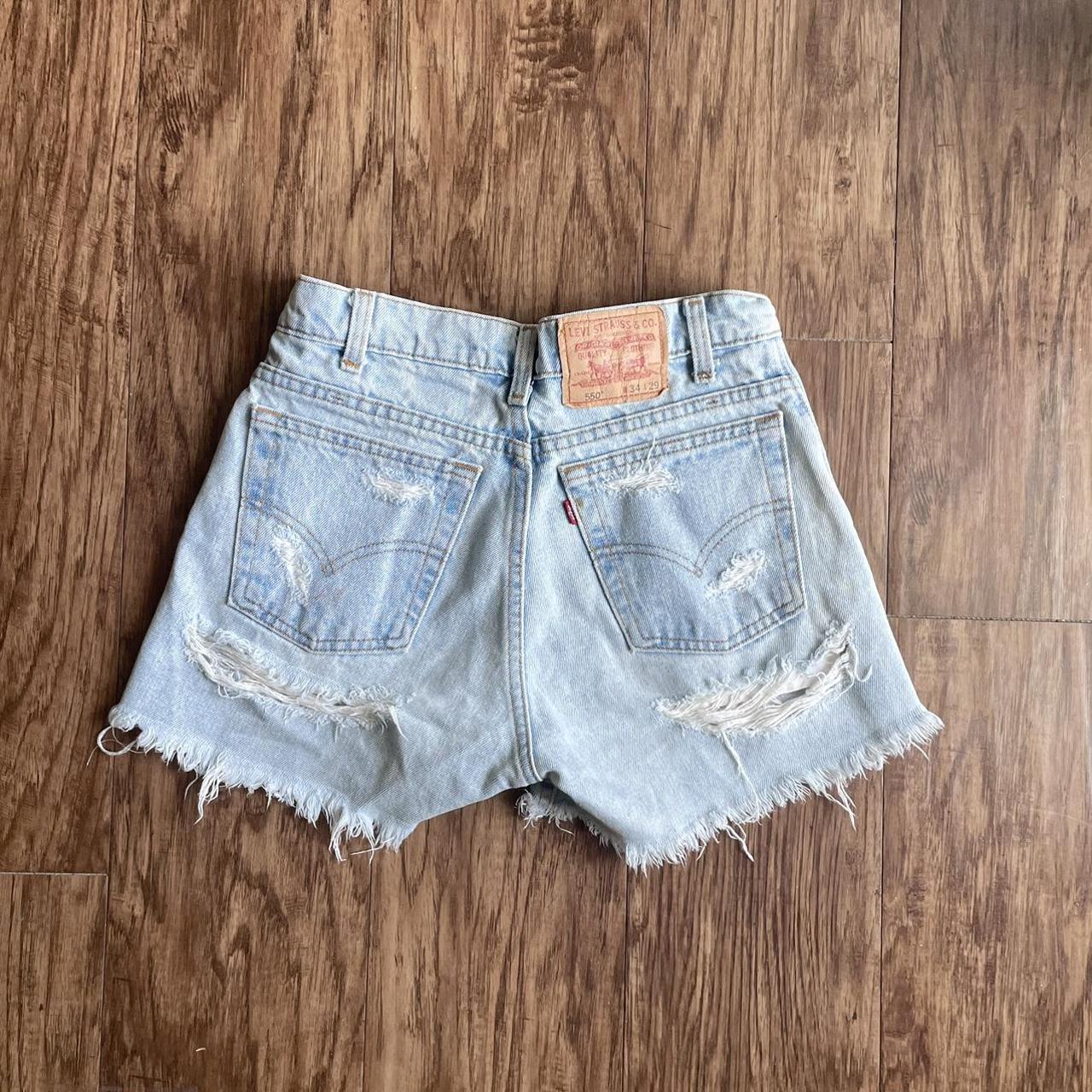 Levis cutoff sale shorts