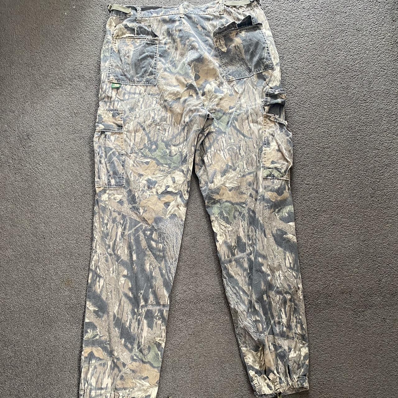 VINTAGE REALTREE CAMO CARGO HUNTING PANTS MADE IN... - Depop