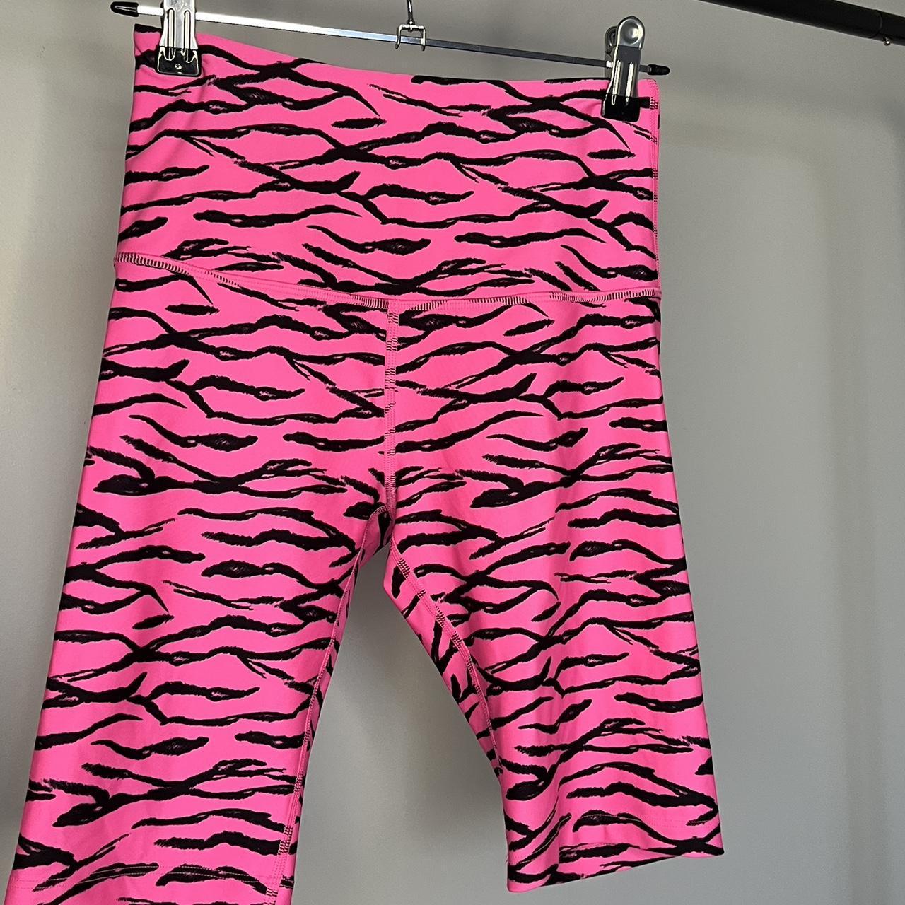 Lorna Jane XS Bike shorts Zebra print design - Depop