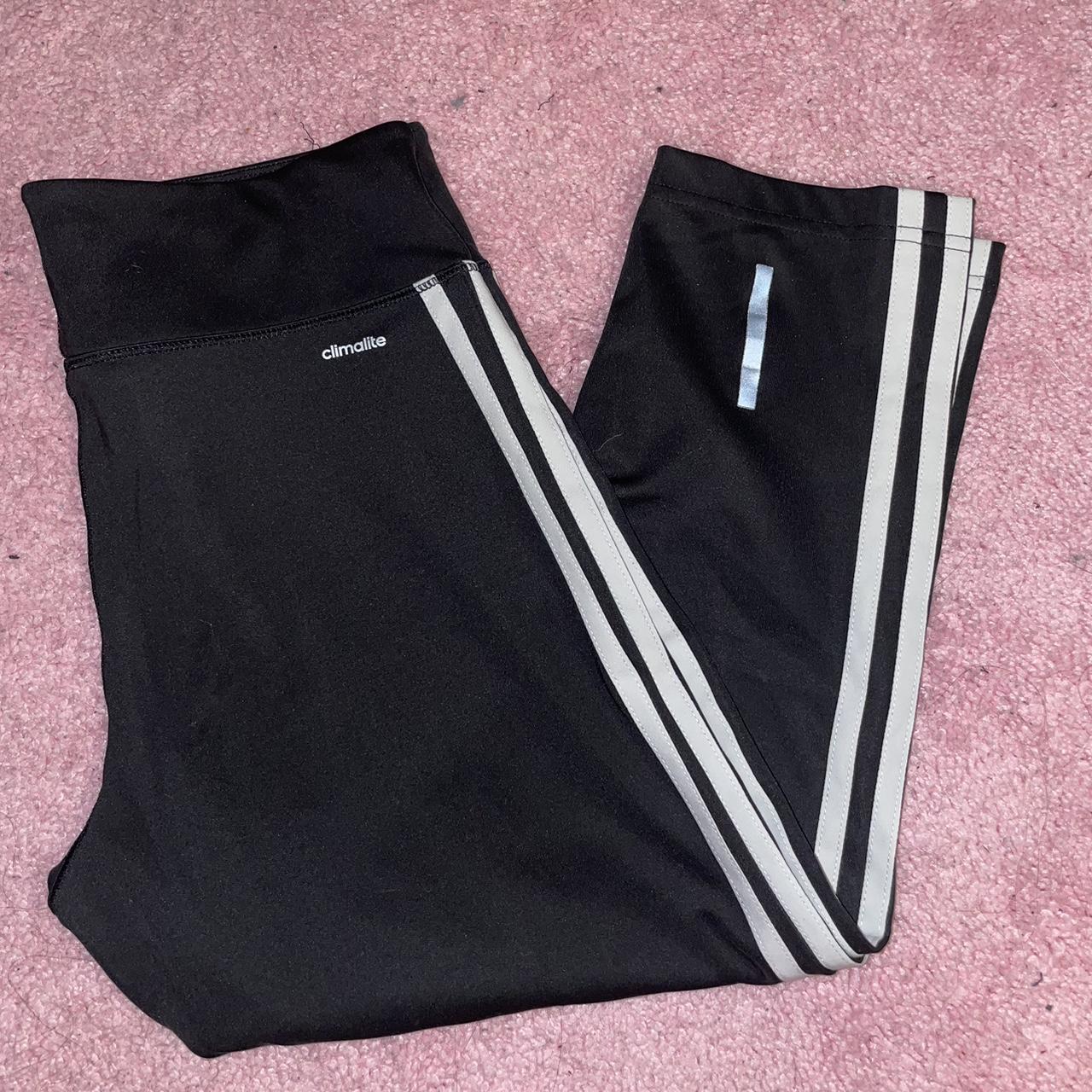 3/4 capri Adidas climalite leggings, essentially new - Depop