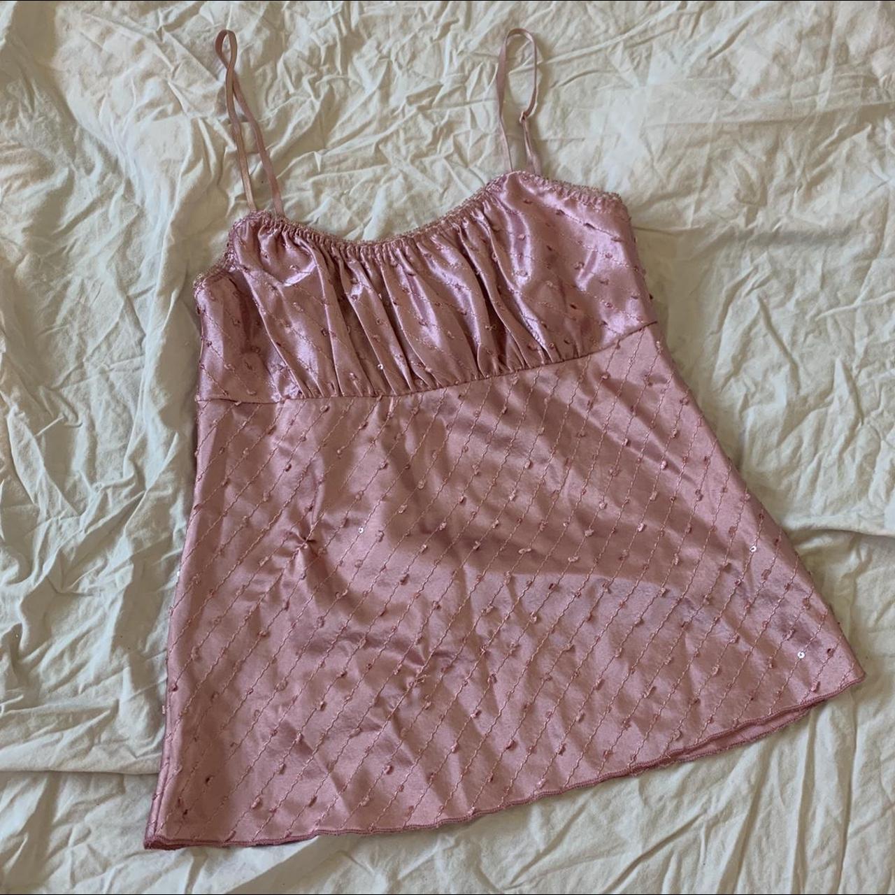 ⊹₊┈ㆍ┈ㆍ┈ㆍ୨୧ㆍ┈ㆍ┈ㆍ┈₊⊹♡꘎ 💖 pink sequin strappy top... - Depop
