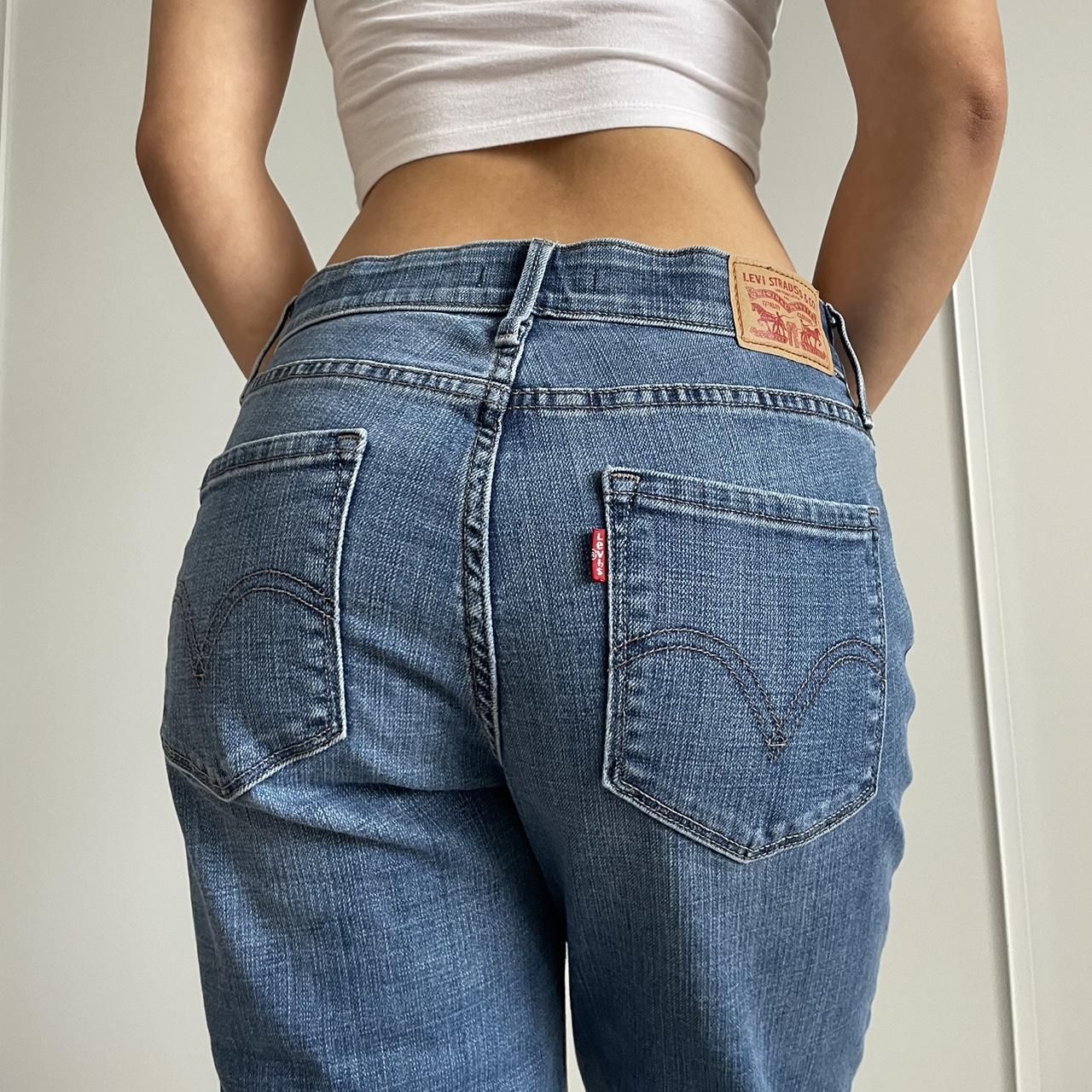 Levis 525 Perfect Waist Straight Jeans Size Depop