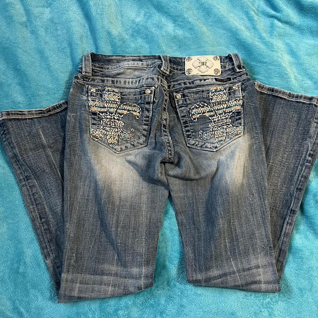 Super cute low rise miss me bootcut jeans Has some... - Depop