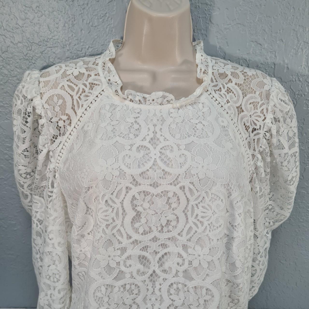 New Lilly Pulitzer Averi Lace Top in popular Coconut White