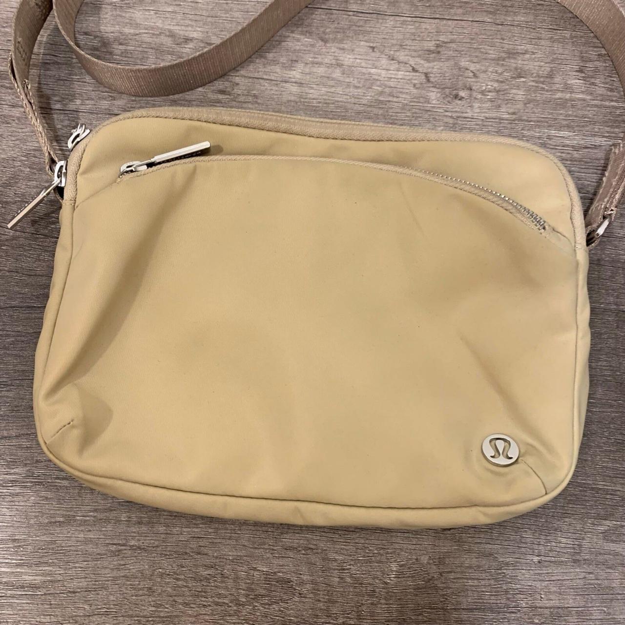 Lululemon athletica City Adventurer Crossbody Bag 2.5L