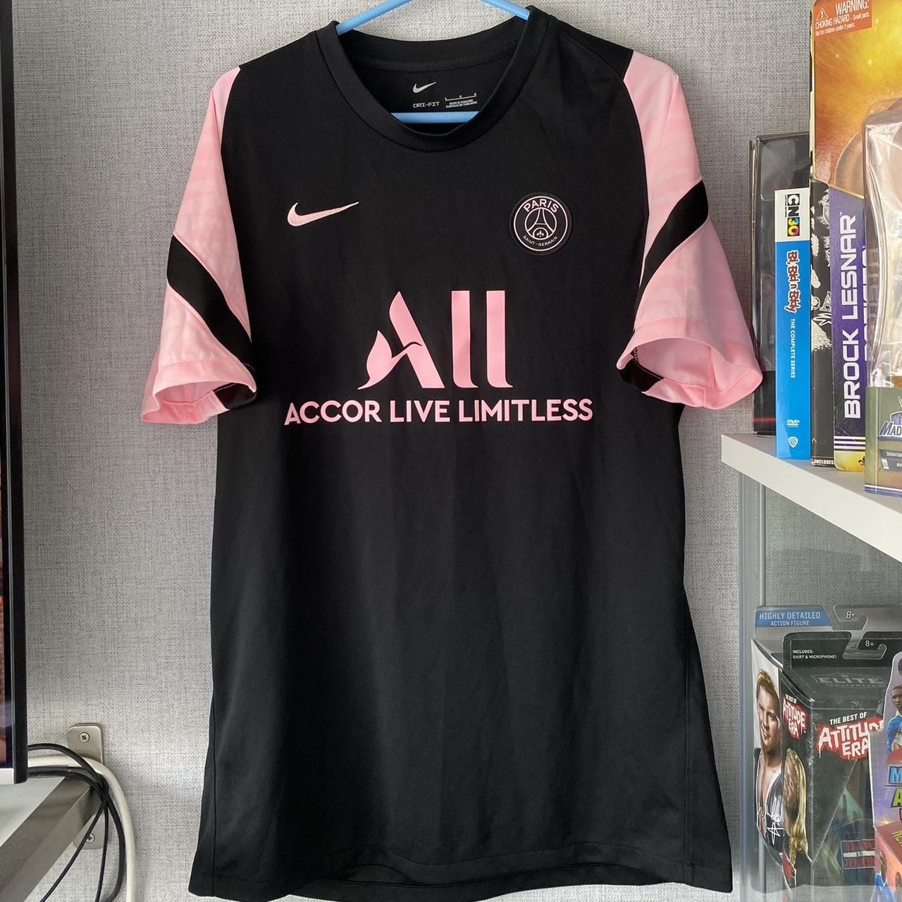 black and pink psg top