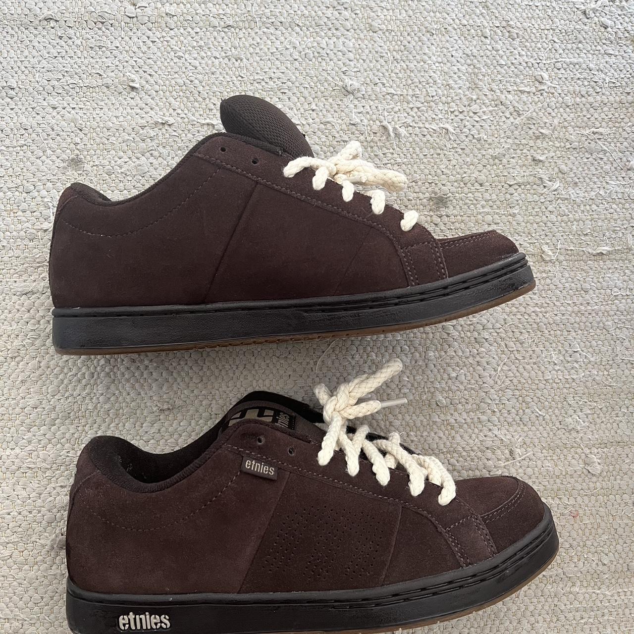 Etnies Brown y2k vibe - Depop