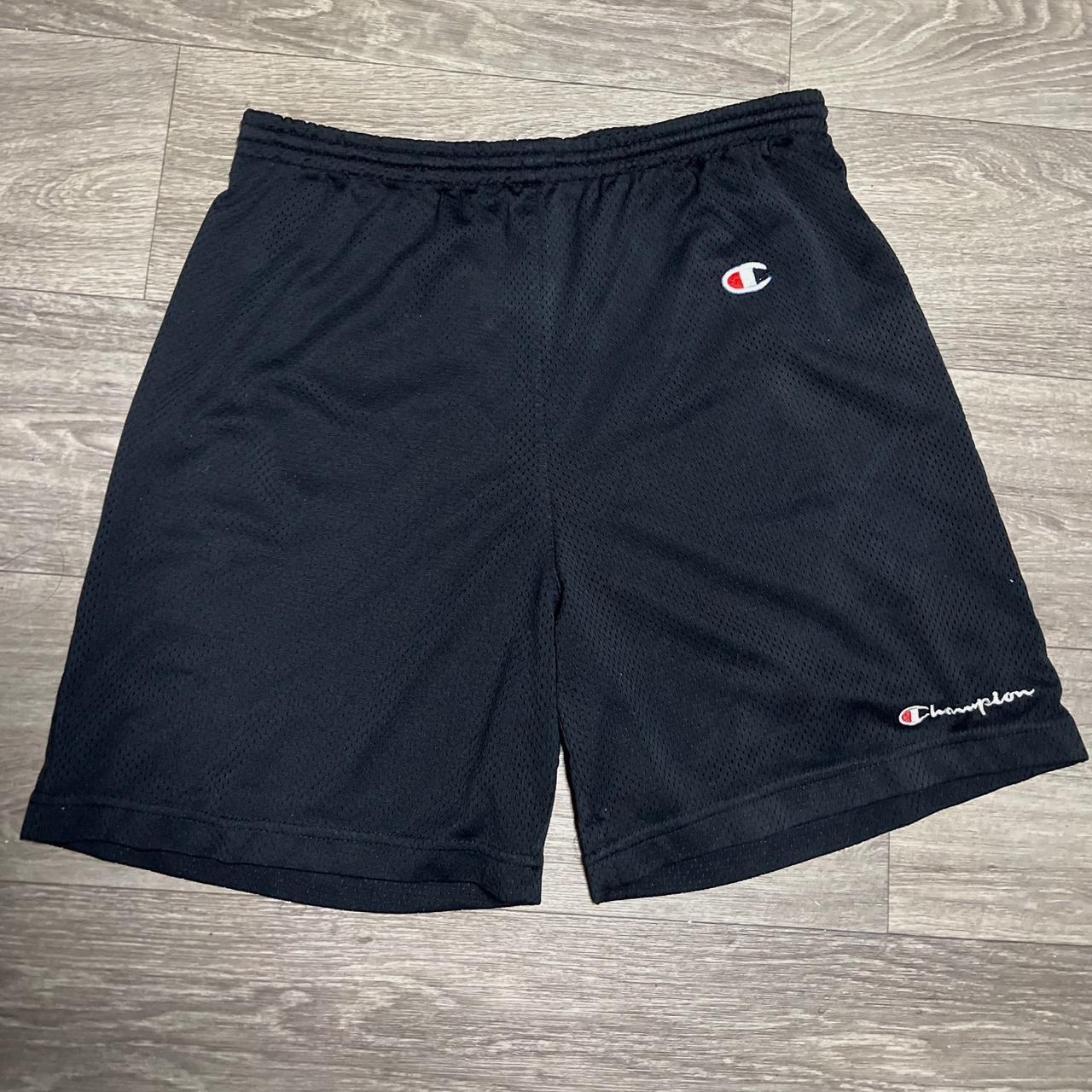 Champion Men's Black Shorts Depop