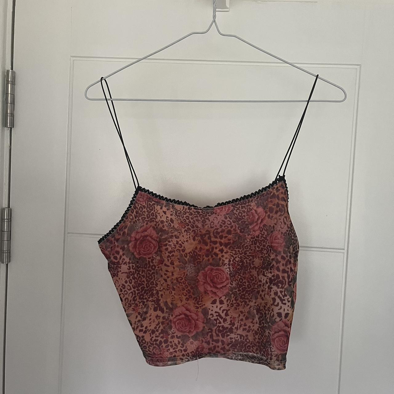 floralleopard print strappy cropped cami top urban... Depop
