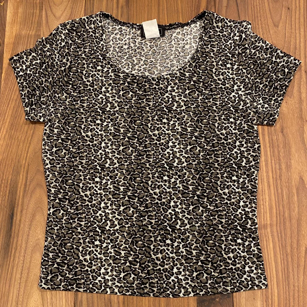 Cheetah print top - Depop