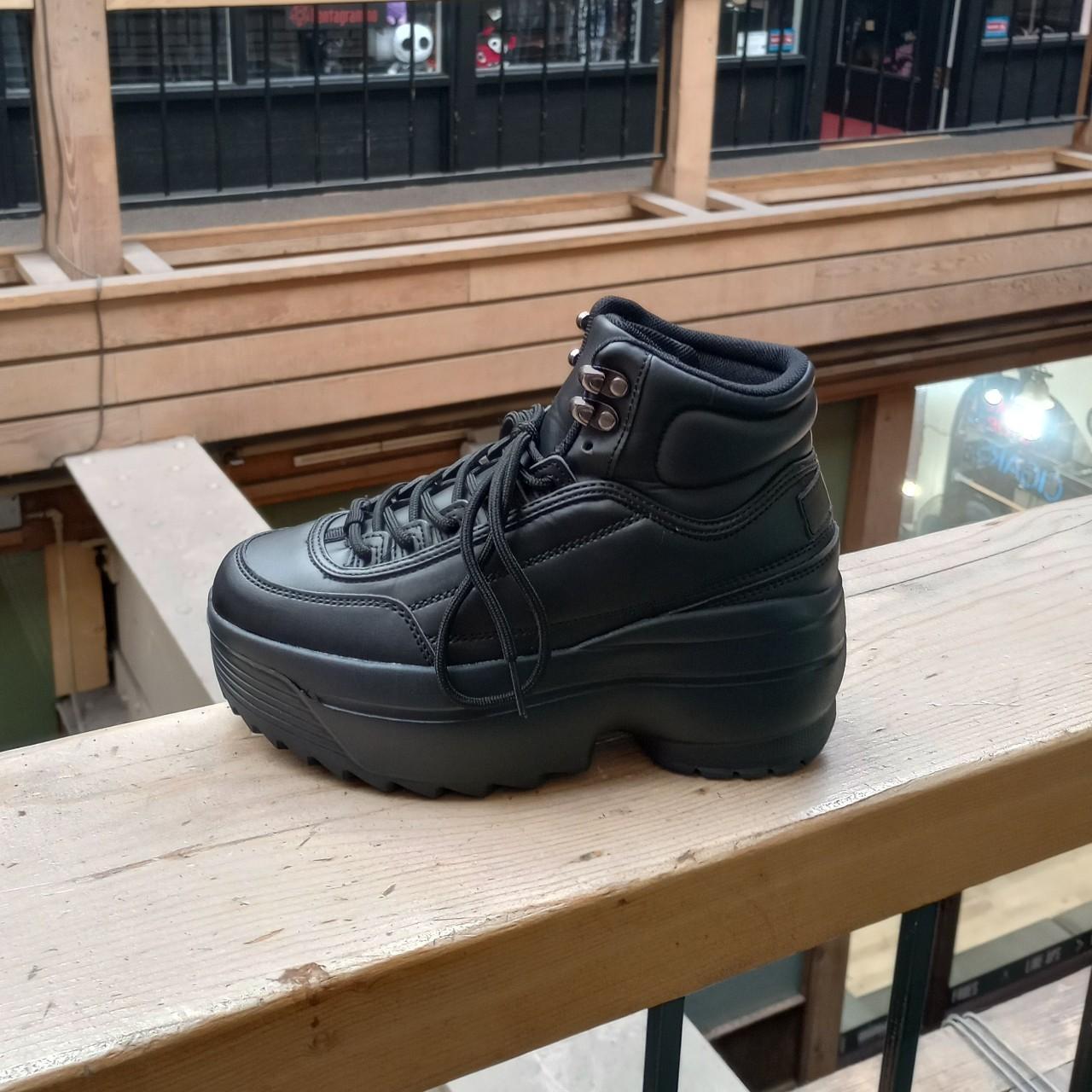 Women's Black Trainers | Depop