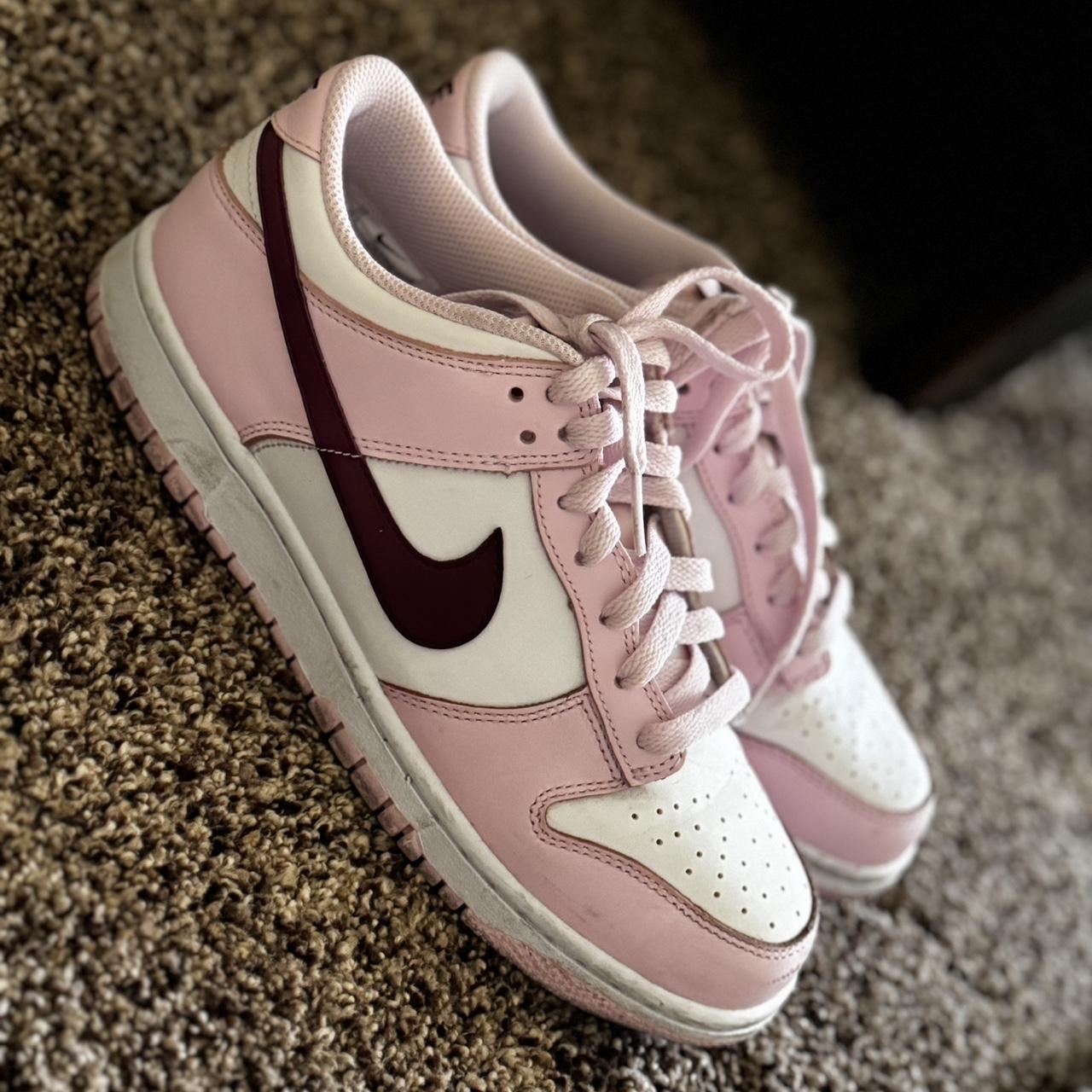 pink dunks men