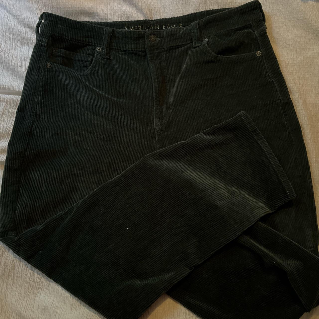 American Eagle Women's Green Trousers | Depop