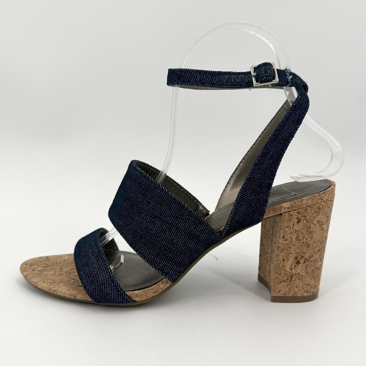 Bandolino discount strappy sandals