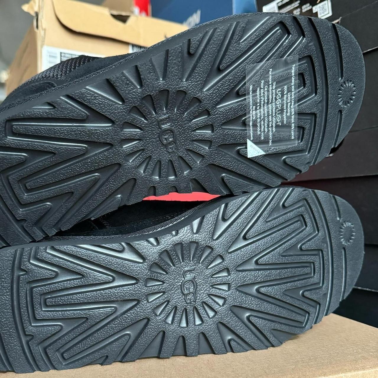 UGG LOWMEL TRAINERS BLACK TRIPLE BLACK, 1144032