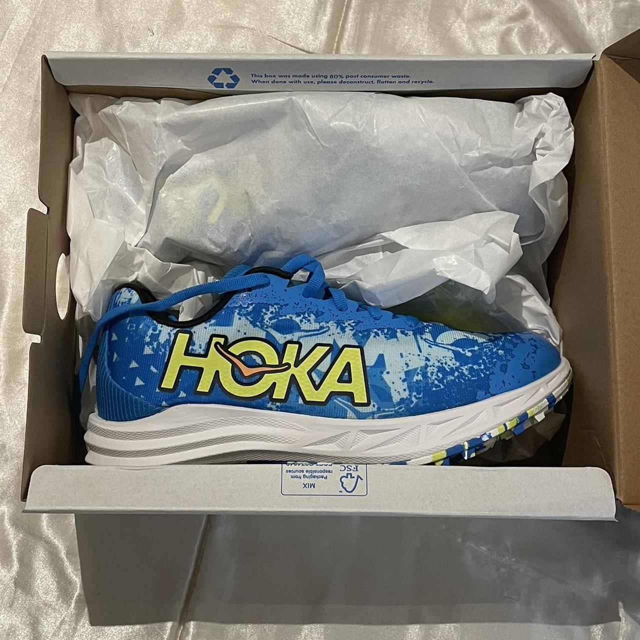 Hoka Crescendo XC Dive blue / evening primrose... Depop