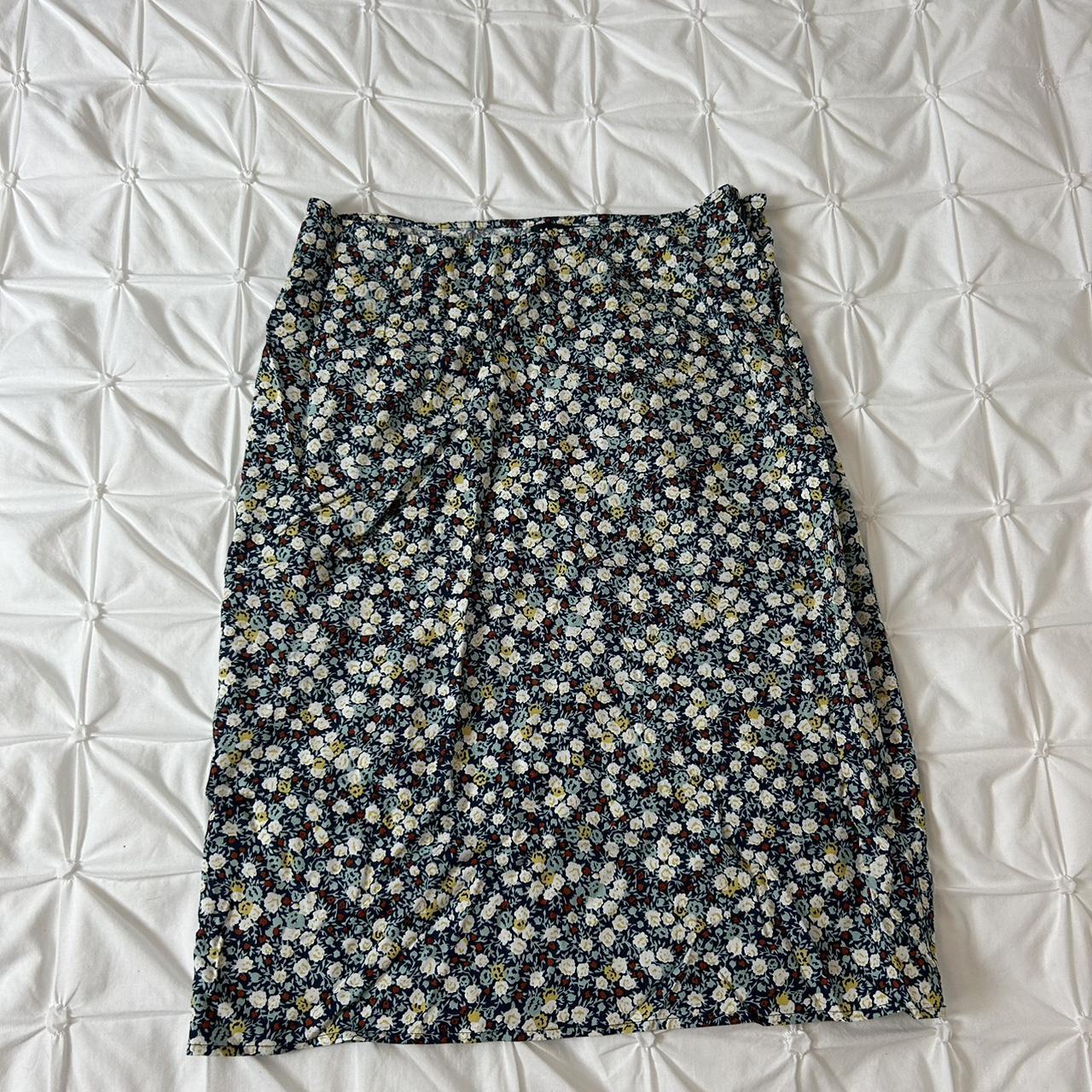 cute floral motel rocks midi skirt brand new with... - Depop