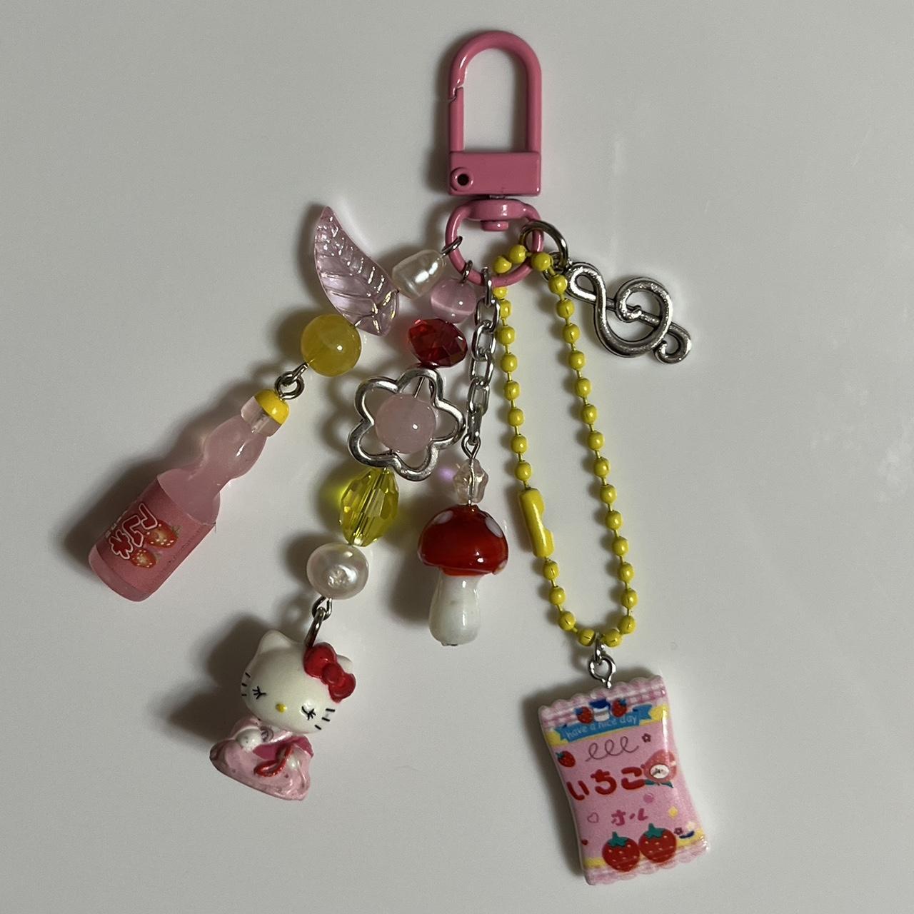 *ੈ ‧₊˚HELLO KITTY CLUTTER KEYCHAIN *ੈ ‧₊˚ …. made... - Depop