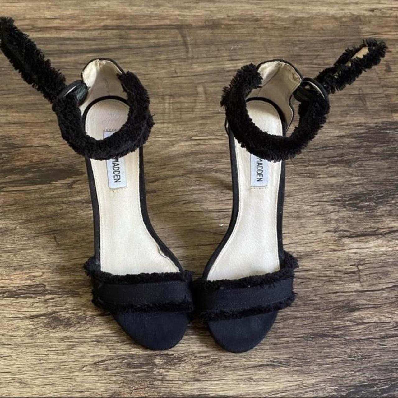 steve madden fringe heels