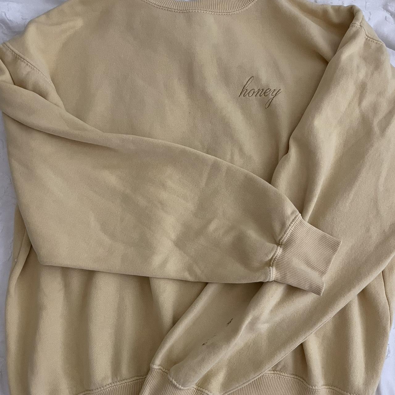 Brandy melville hotsell yellow hoodie