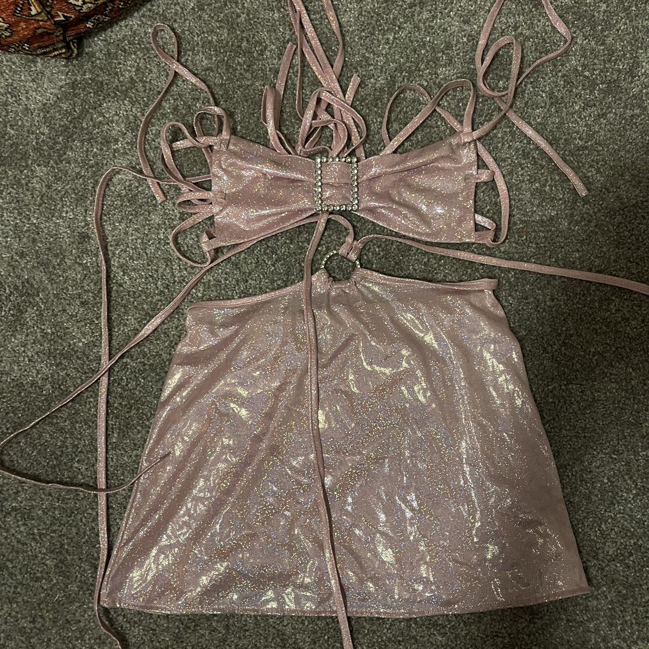 TWO PIECE PINK RAVE SET 💋👙🦄 worn once - perf... - Depop