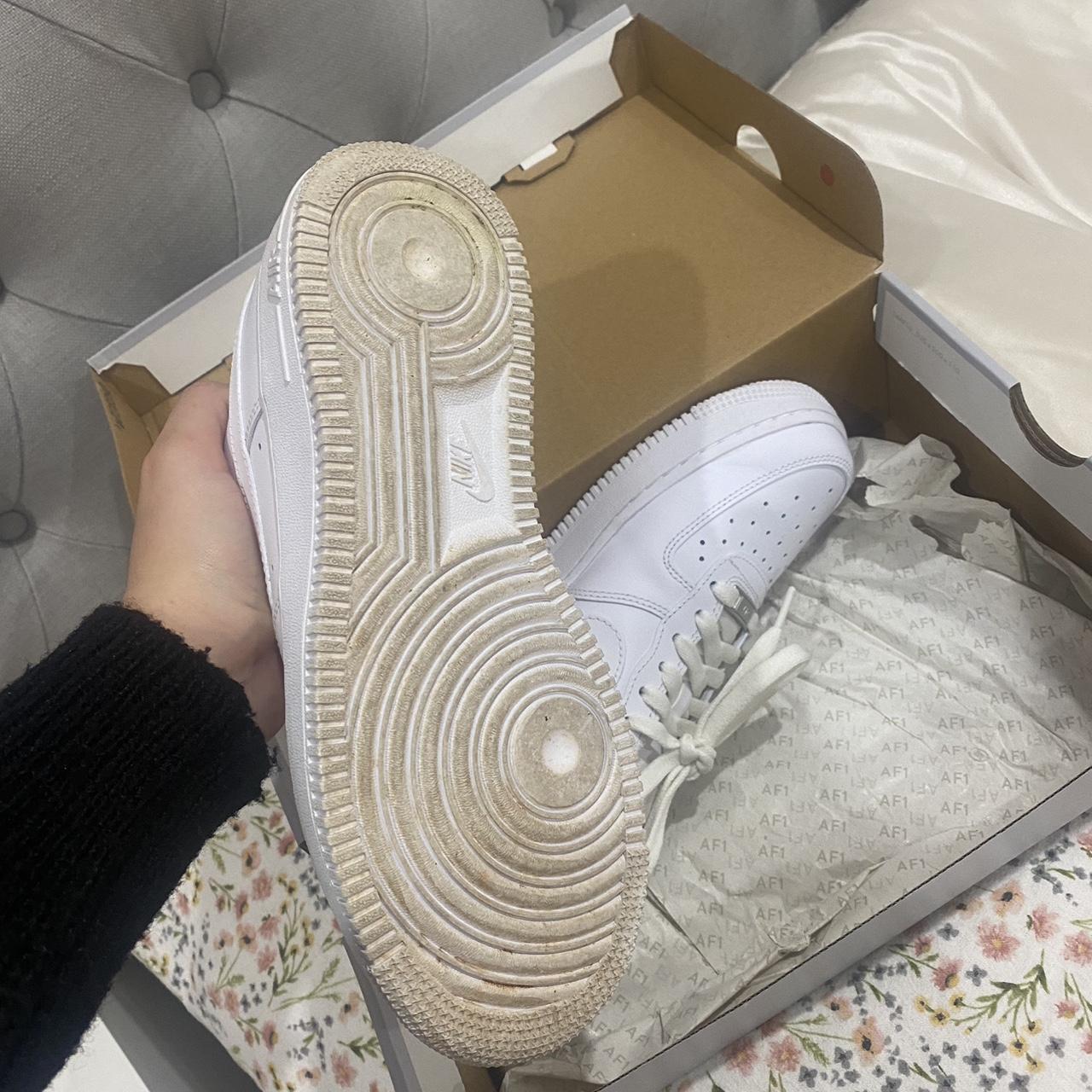 got that white air force 1