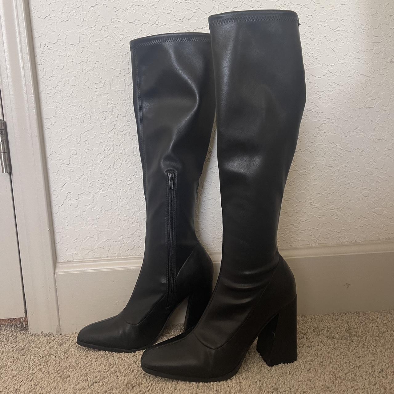 Black knee high boots - Depop