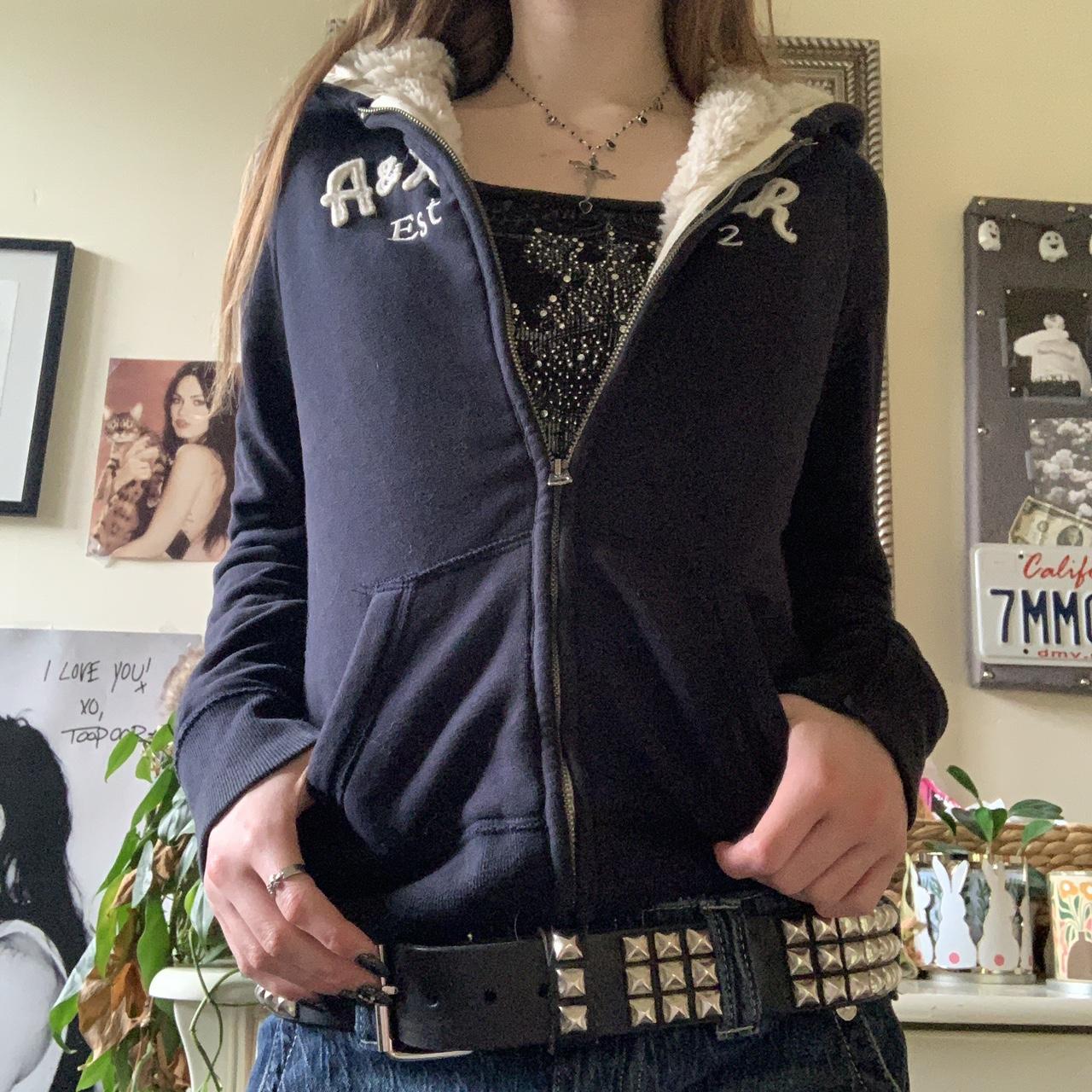 ⋆☠︎︎•˚₊‧⋆. y2k abercrombie and fitch fleece... Depop