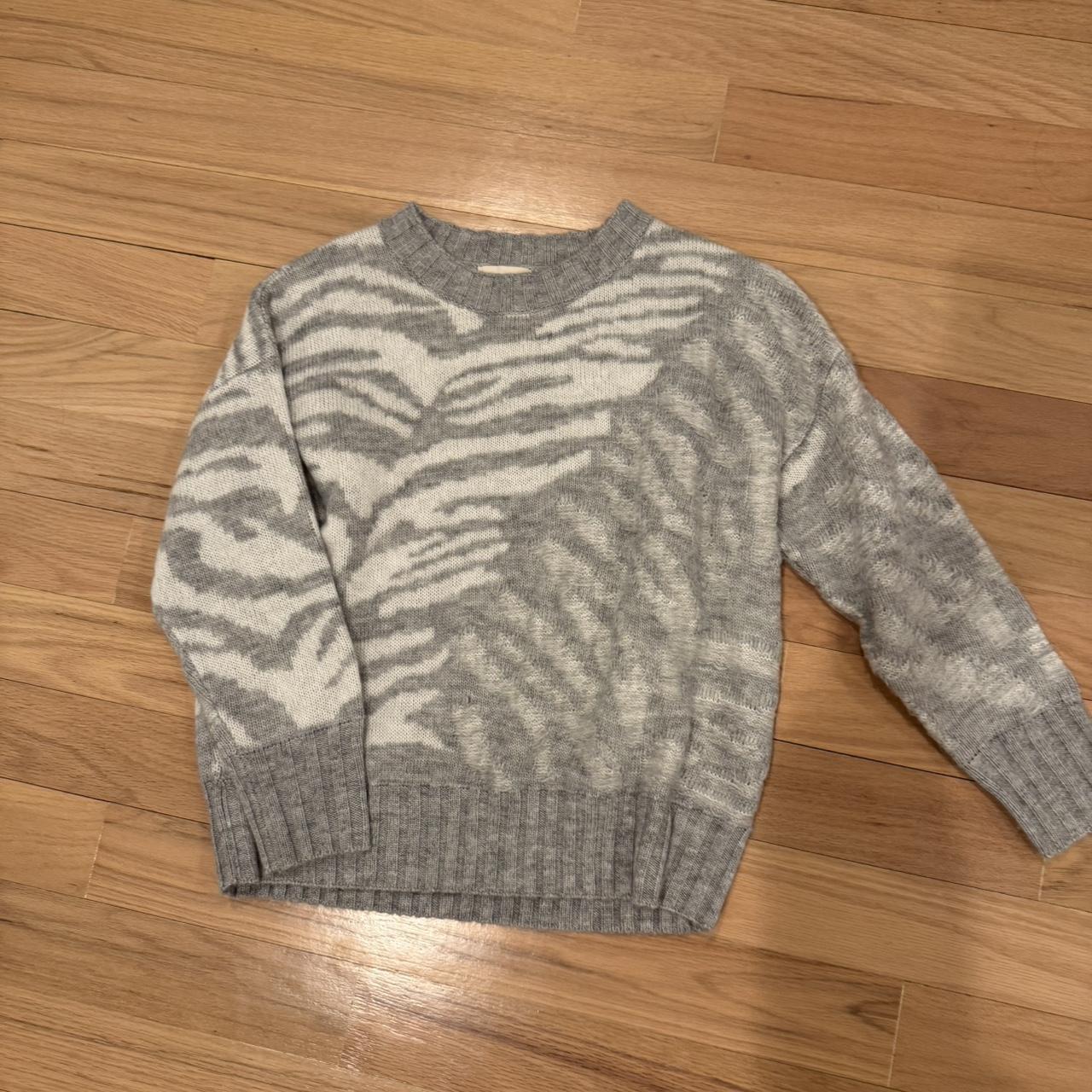 item listed by emmaaronowitz