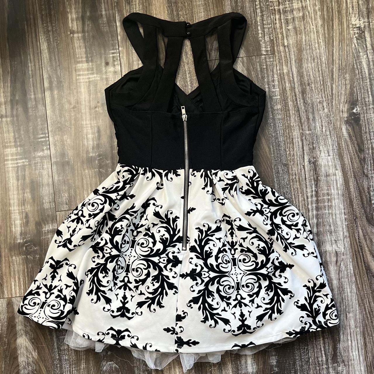 Crystal Doll Women's Black and White Dress (4)