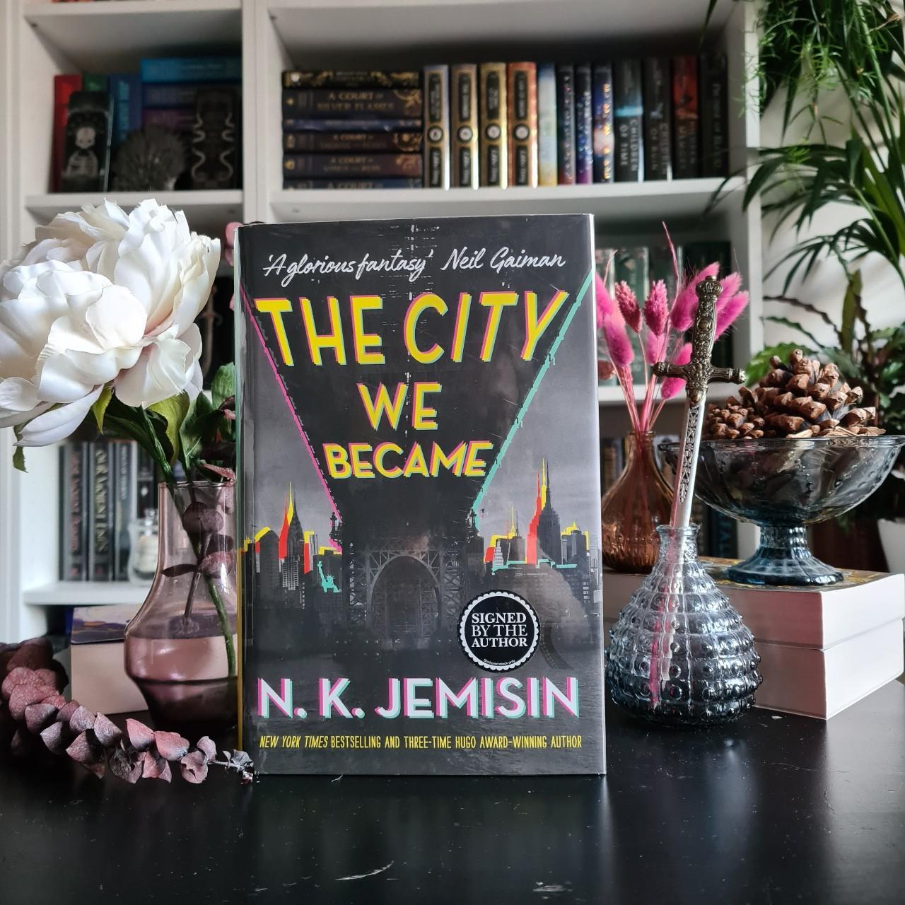 Thé City We store Became by N.K. Jemisin Waterstones Signed Sprayed Edges