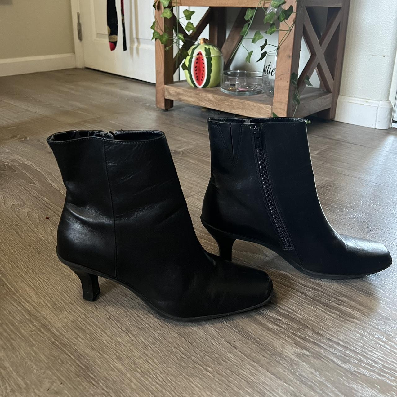 Black Antonio Melani square toe ankle boots Fits