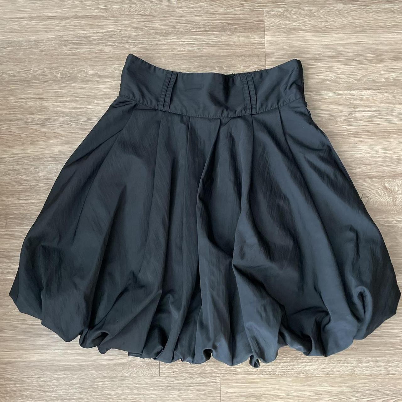 poofy black skirt /// size small - Depop