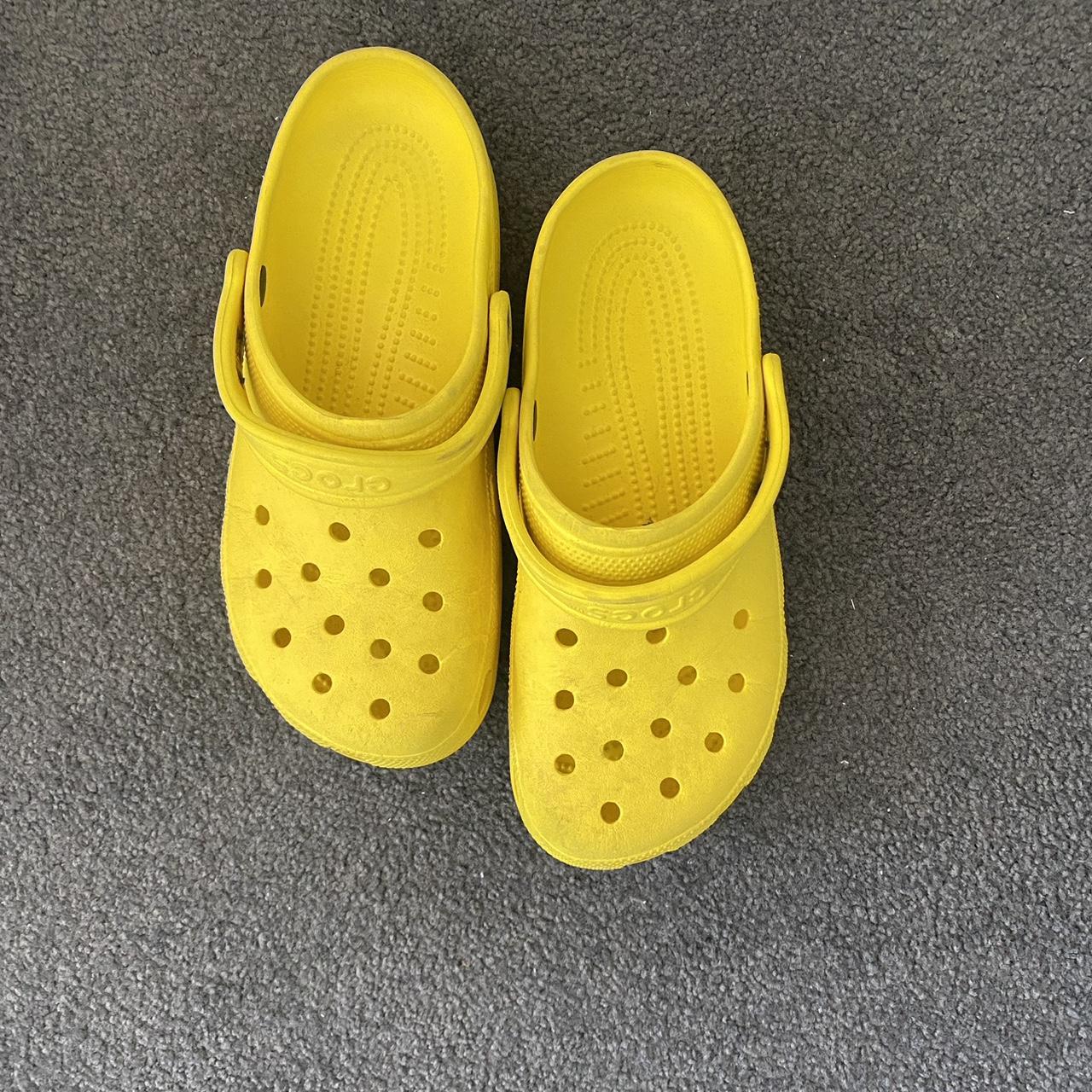 YELLOW CROCS rrp: $80 Men’s size 8 but fit large... - Depop