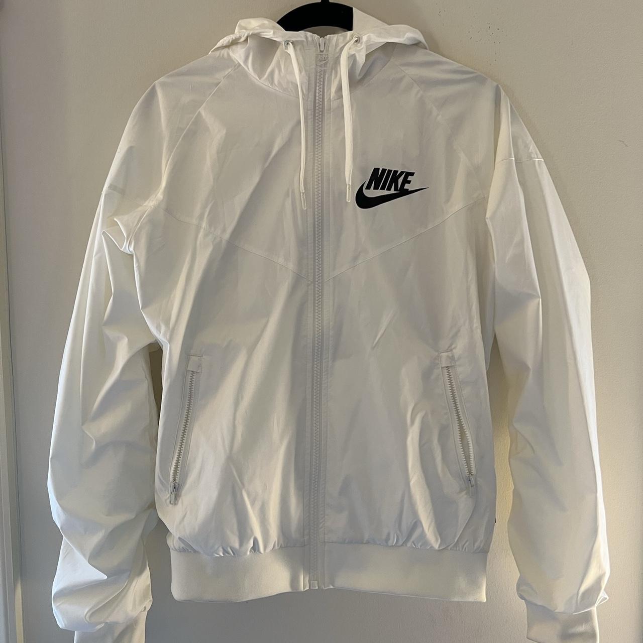 zip up windbreaker nike