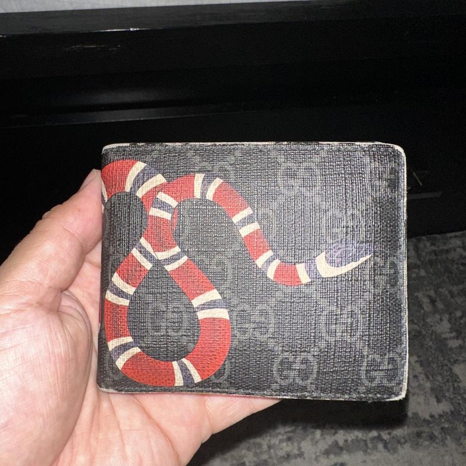 Gucci snake-wallet - Depop