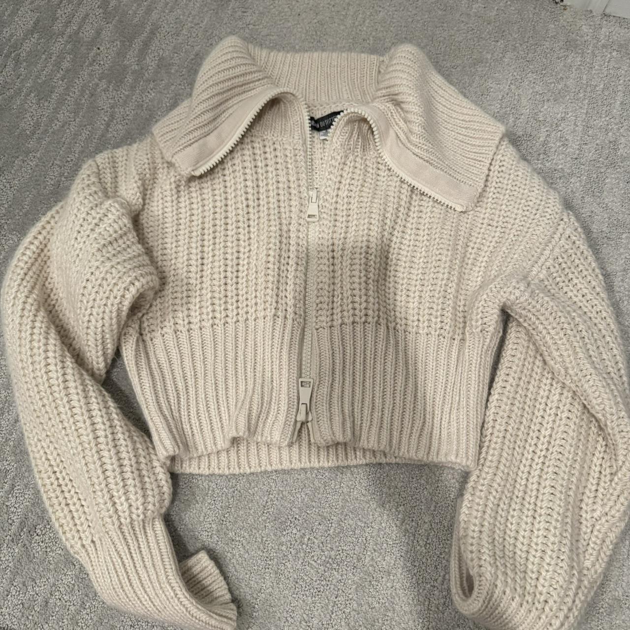 UO zip up Sweater, worn once - Depop