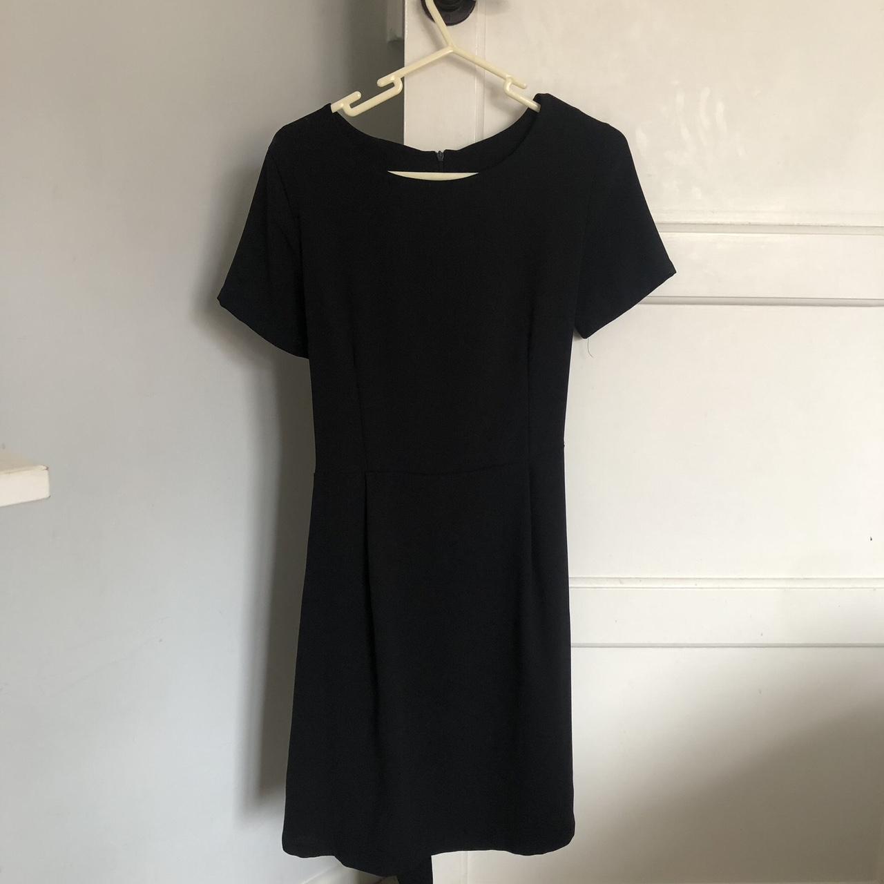 LUNA ALLEGRA medium black dress with belt offers... - Depop