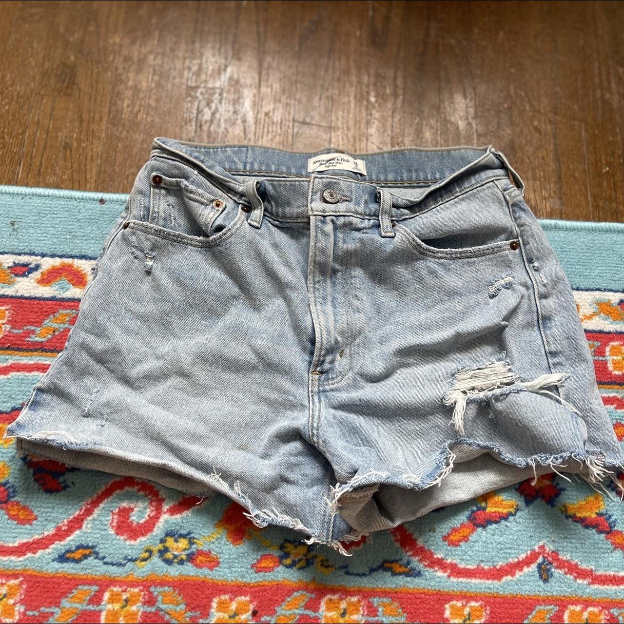 Abercrombie mom 4 inch shorts Depop
