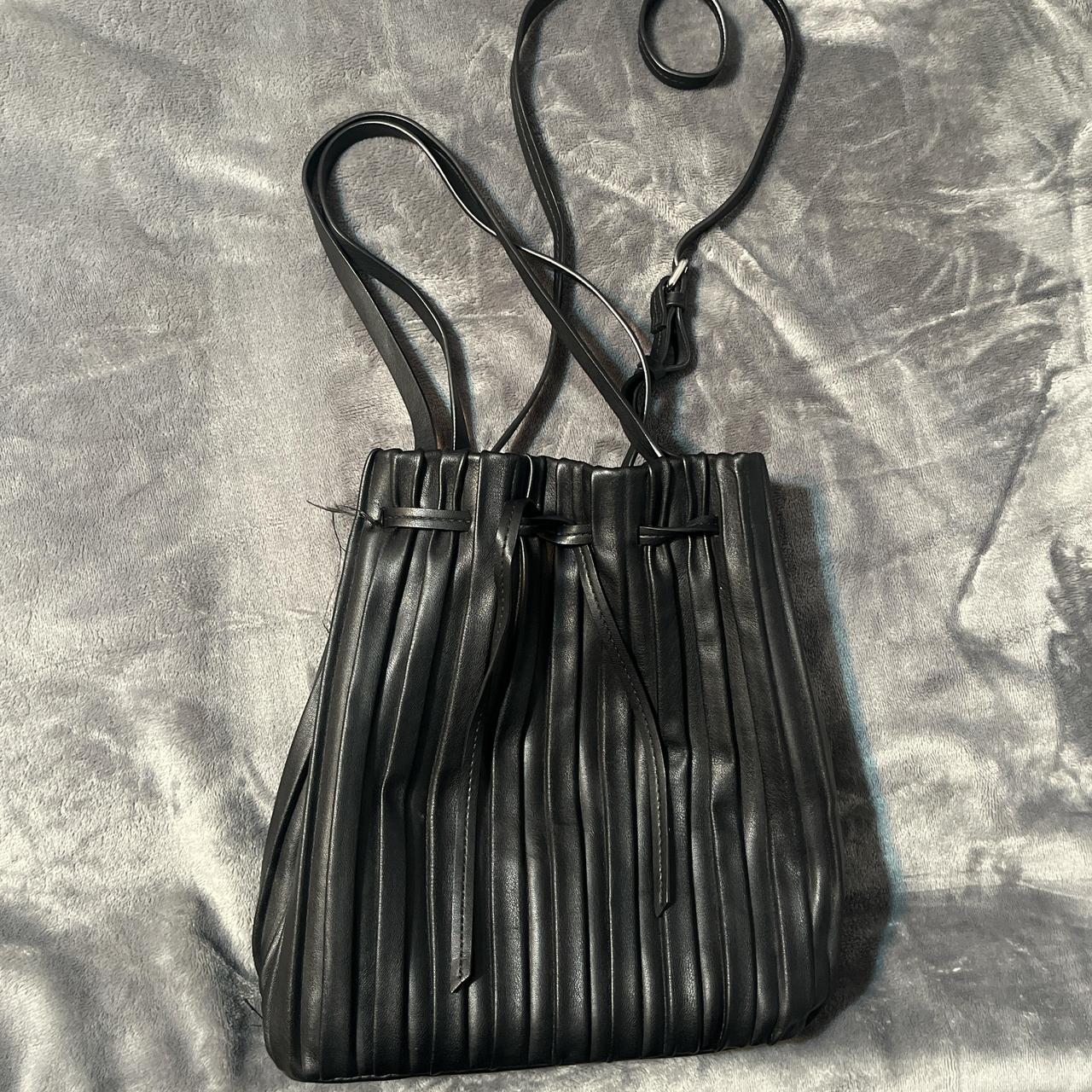 item listed by brisanaii_