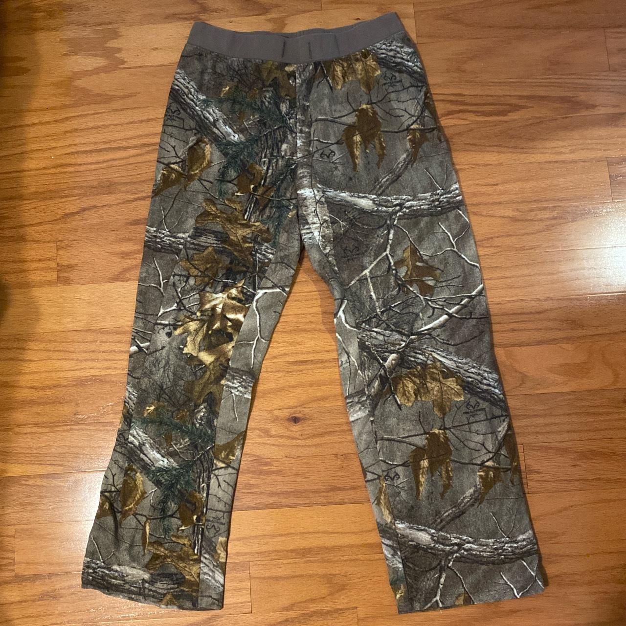 Magellan camo pants Fits size medium -No pay pal... - Depop