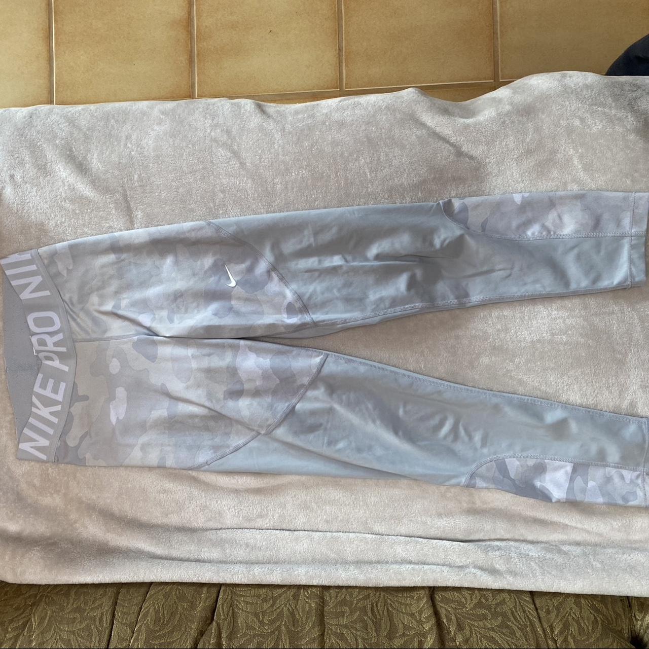 leggings nike grey