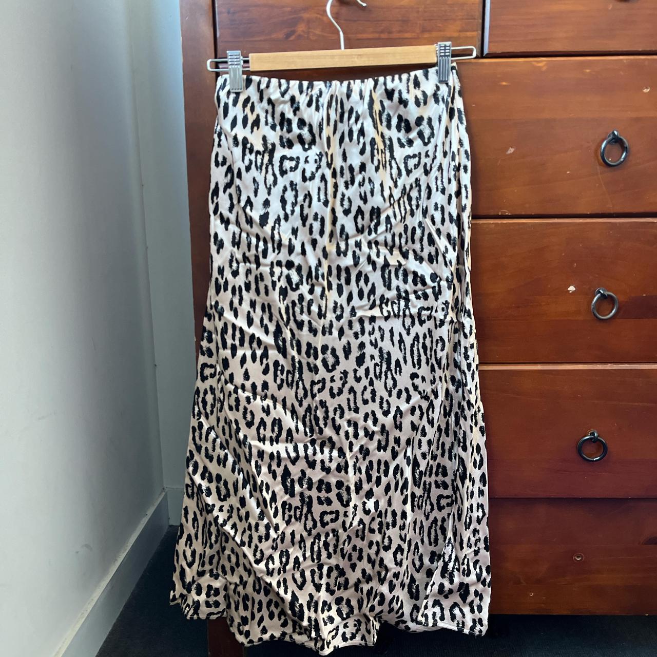 Sportsgirl leopard skirt size 8 Perfect condition Depop