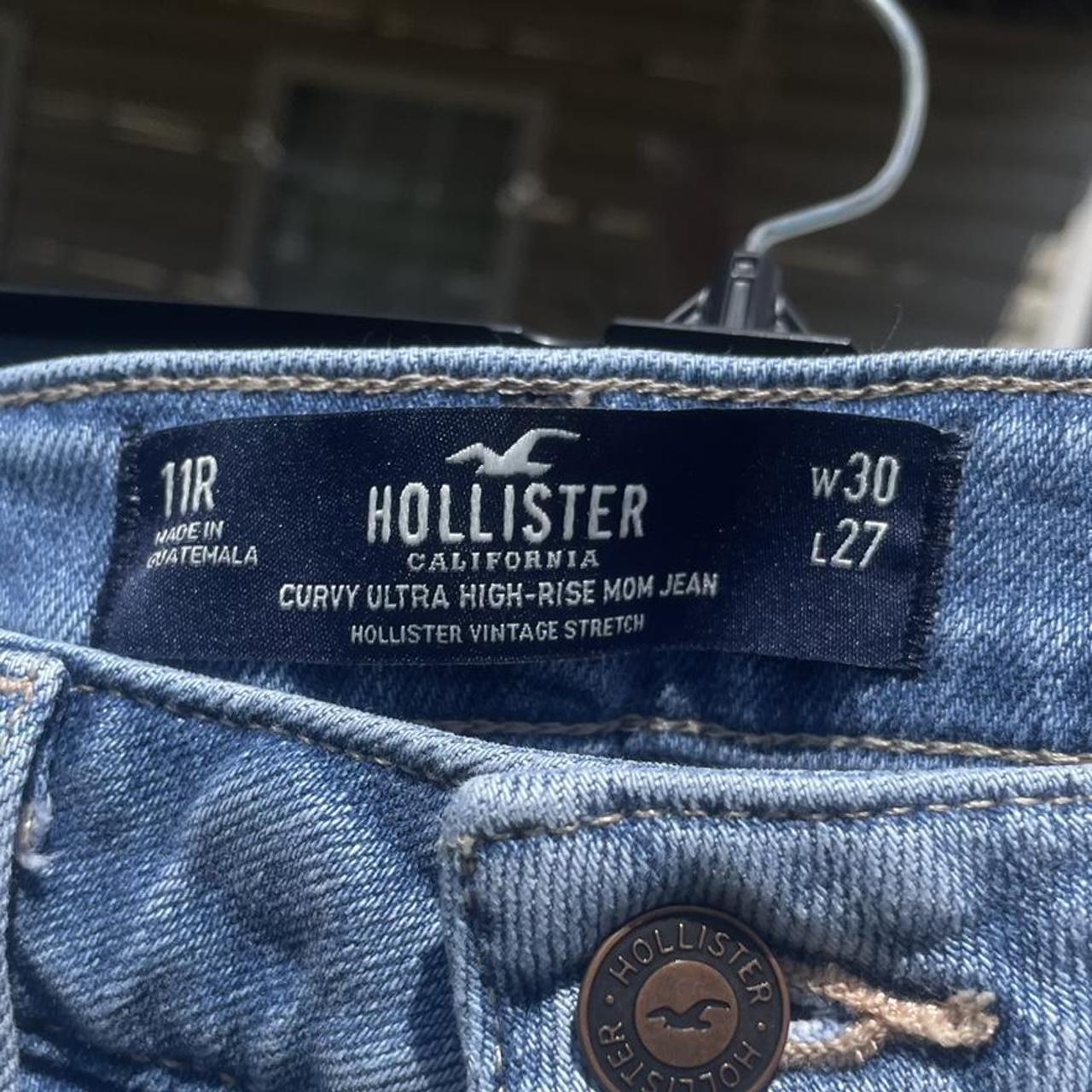 Hollister Curvy Ultra High-Rise Ripped Mom Jeans, Grunge