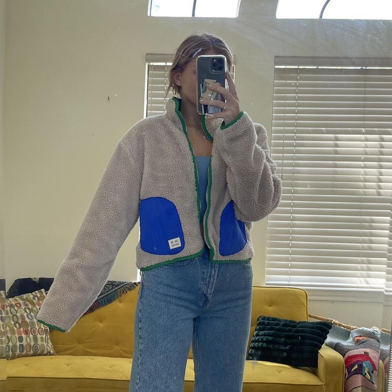 item listed by annaleecward
