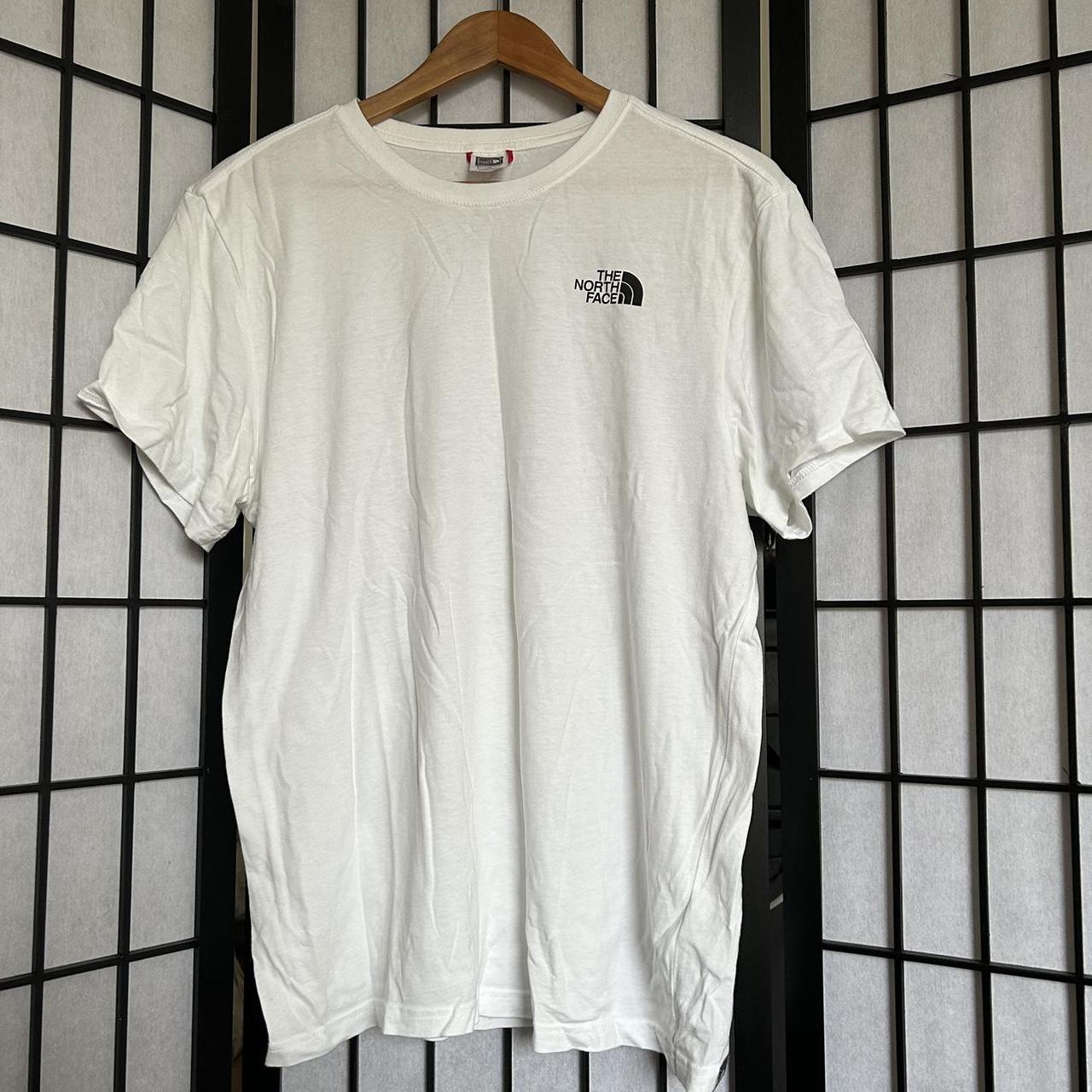 The North Face Men's White T-shirt | Depop